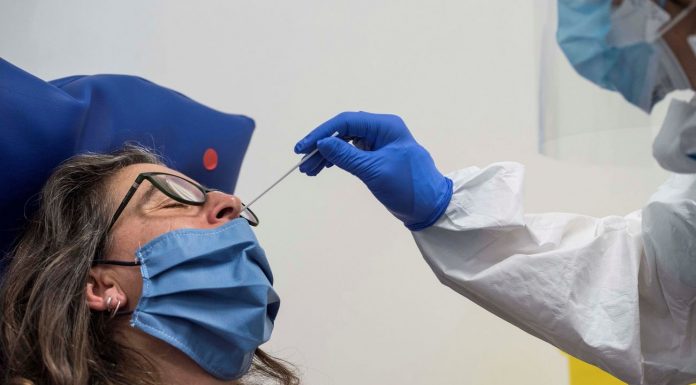 Cuando repetir un test de COVID-19 si ha dado positivo Cuando repetir un test de COVID-19 si ha dado positivo