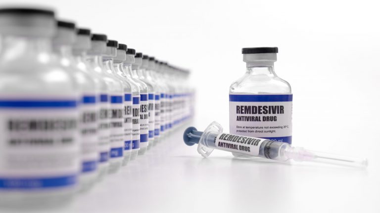 Estados Unidos aprobó el medicamento antiviral remdesivir